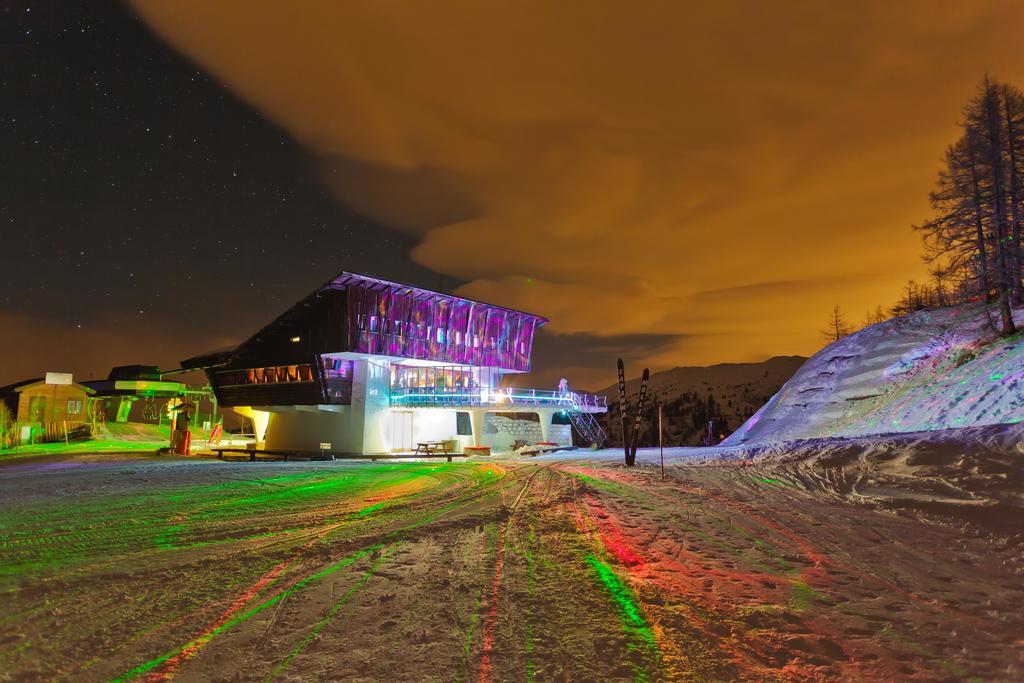 Relais Des Alpes Hotel Oulx Buitenkant foto